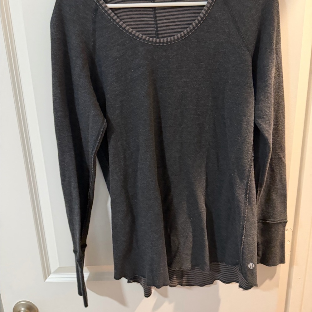 lululemon athletica Gray Long Sleeve Top